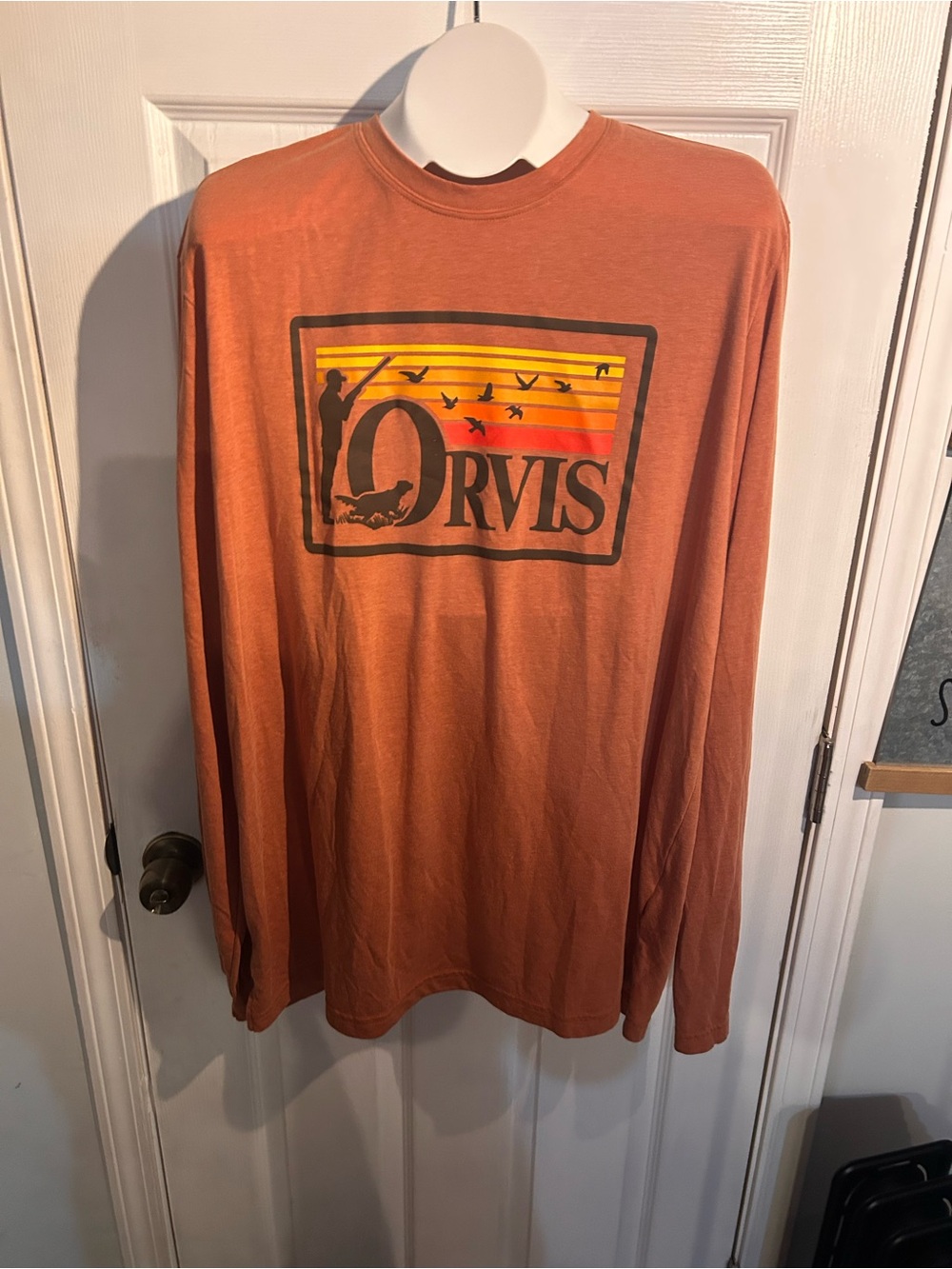Orvis Men's Long-Sleeve Sunset Graphic Tee - Rust NWT